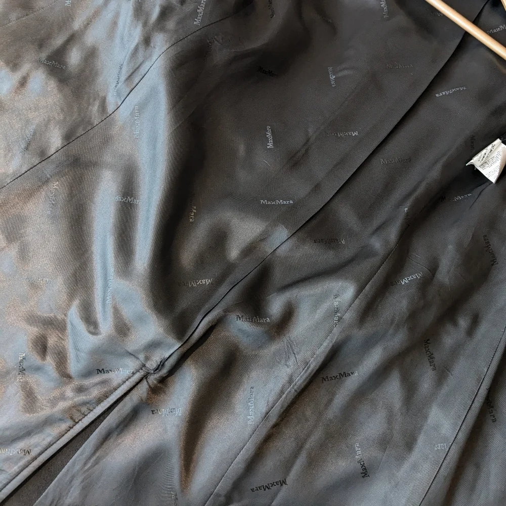 MaxMara Gorgeous Virgin Wool Coat - size 36 - Picture 14 of 14